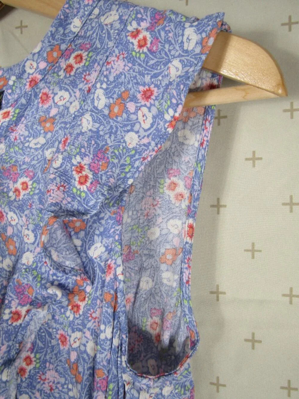 Lily Rose Blue Floral Sleeveless Romper Women's size Medium Boho Summer Garden